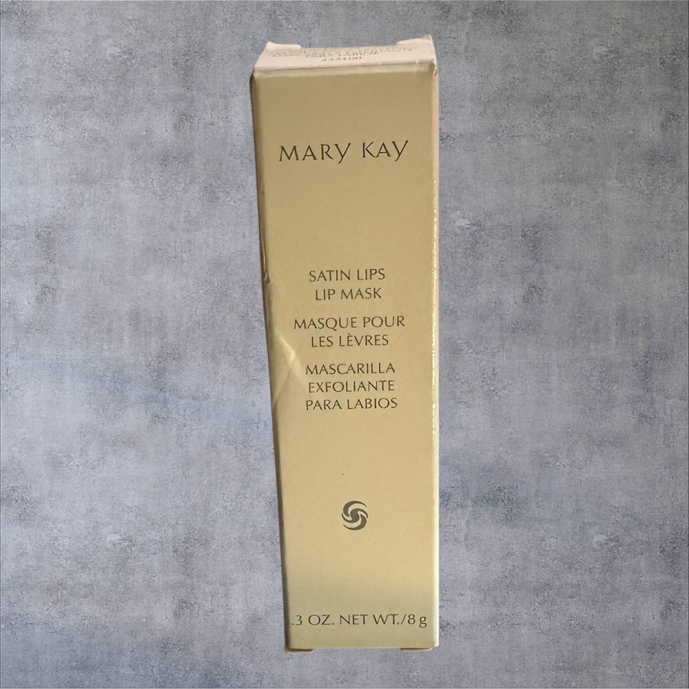 Mary Kay Satin Lips Lip Mask Exfoliating Treatment .3 oz 8g New in Box 235100